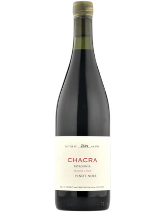 2022 Bodega Chacra Trienta Y Dos Cinco Pinot Noir